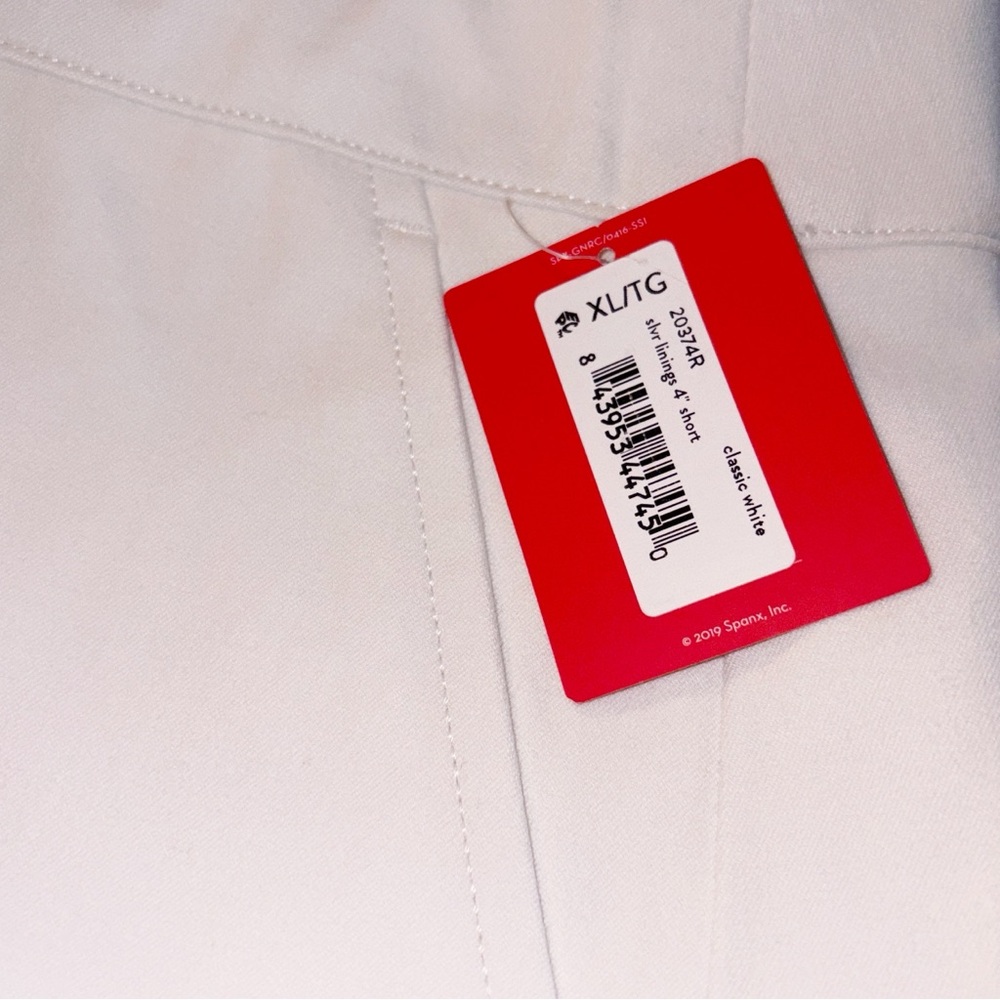 Spanx 20375R Silver linings 4”‎ short Classic White - Picture 6 of 9